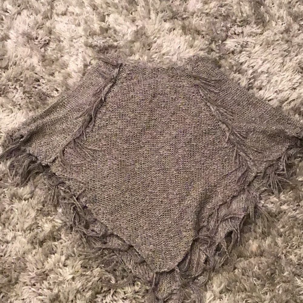 Gray and silver poncho